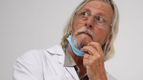 Coronavirus : près d’un cas sur deux serait faux positif affirme Didier Raoult