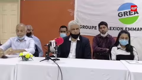 Dette publique : Xavier-Luc Duval accuse Rengadaden Padayachy d’avoir faussé les chiffres