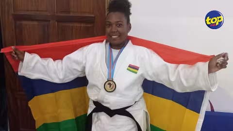 Médaillée d’or aux Jeux de la Francophonie dans la catégorie des + 78 kg en judo : « C’est mo banes parents ki donne moi couraz pou progresser », affirme Tracy Durhone