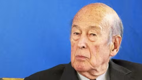 L’ex-président Valéry Giscard D’Estaing emporté par le Covid-19
